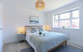 'Elements' 3 Bed Home In Bracklesham Bay